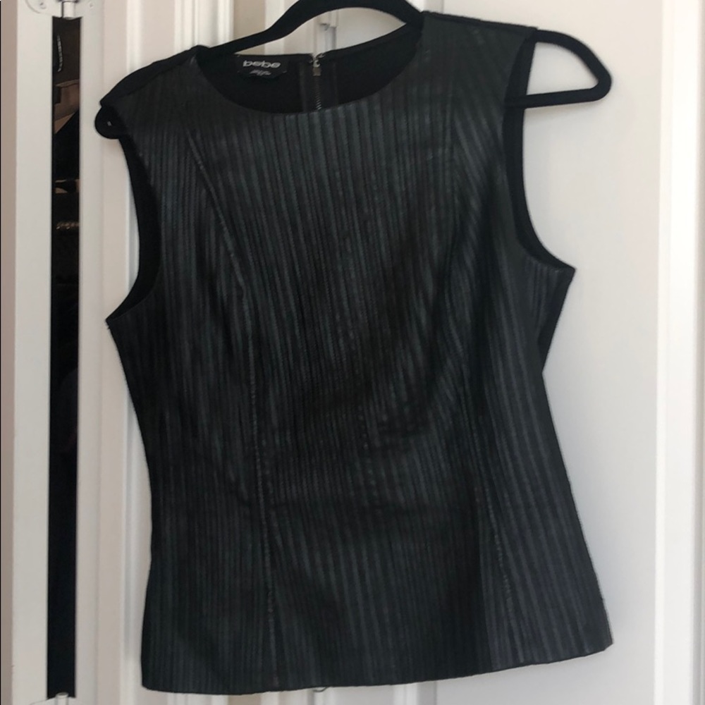 Sleeveless  Bebe top